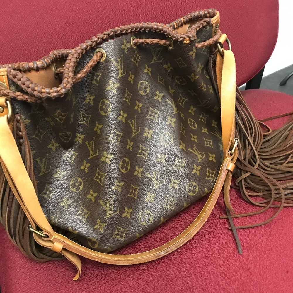 Original Louis Vuitton w/Vintage Bogo Bag flare!